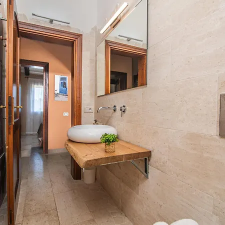 Elenoire By Interhome